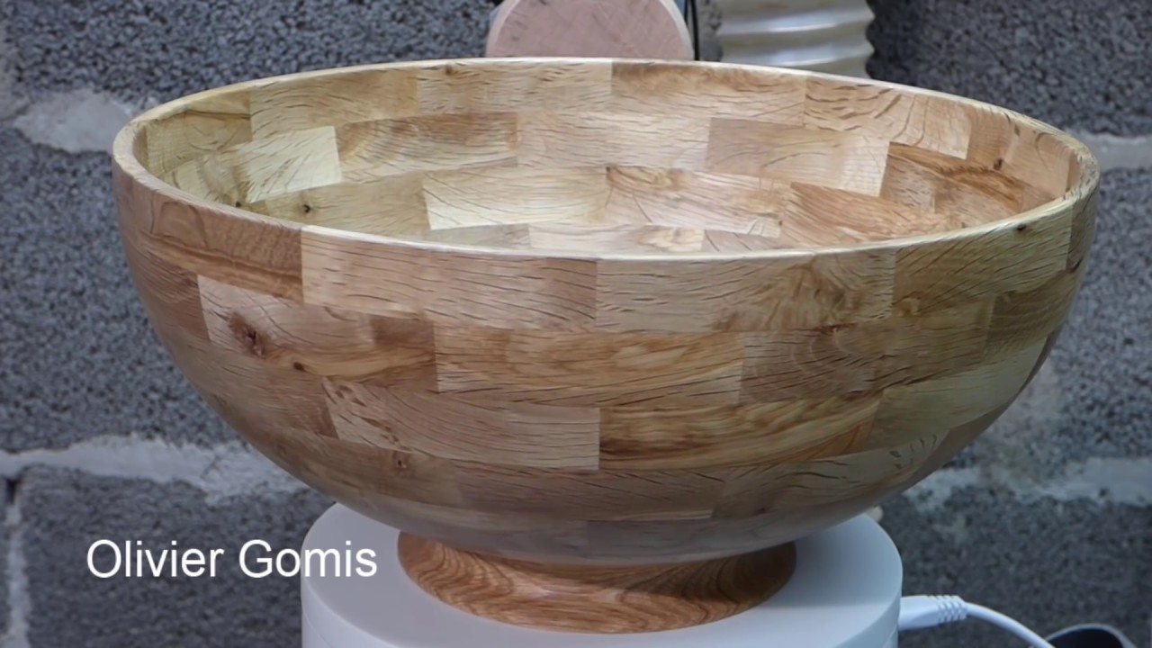 Woodturning - From A Cracked Oak Log To Segmented Bowl