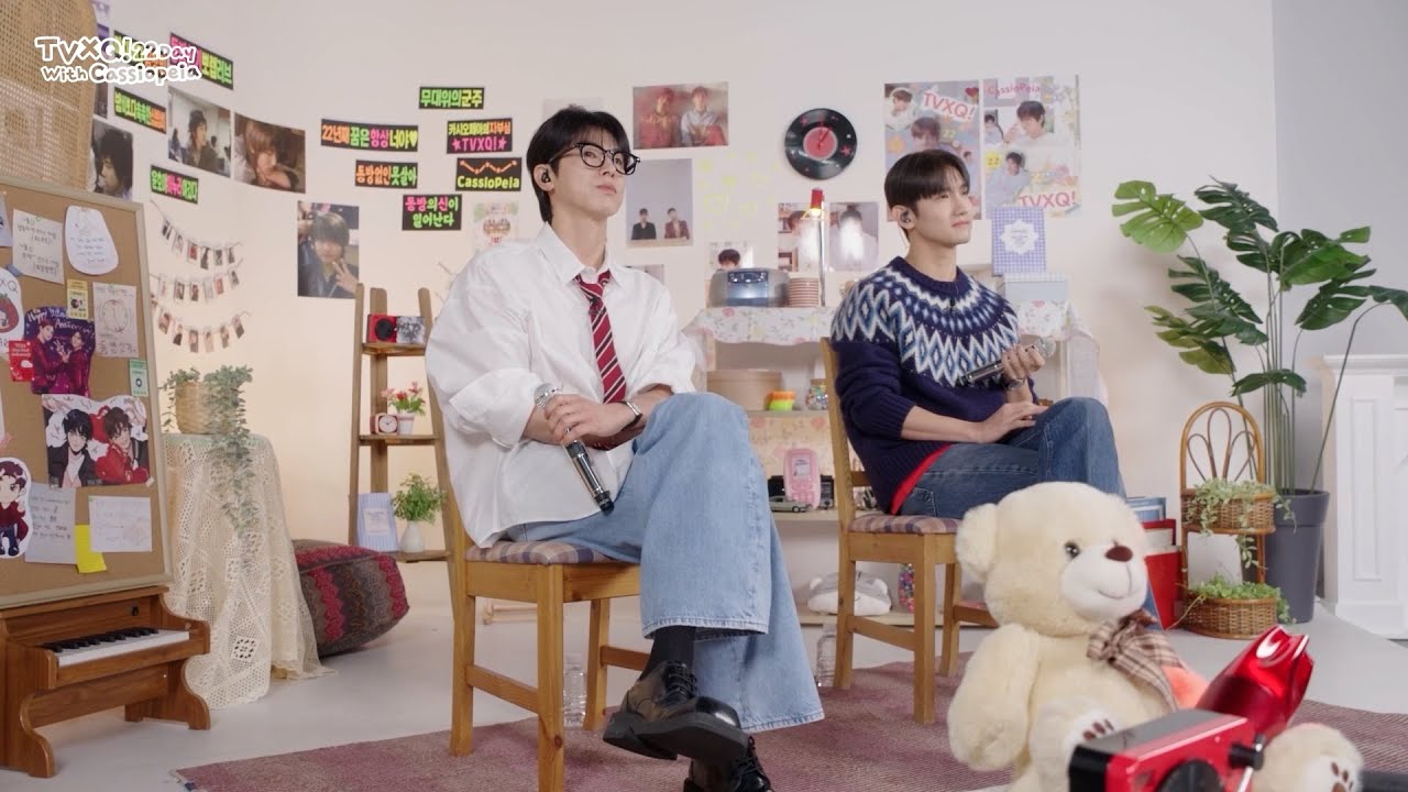 TVXQ! 동방신기 'SHE' Live Clip