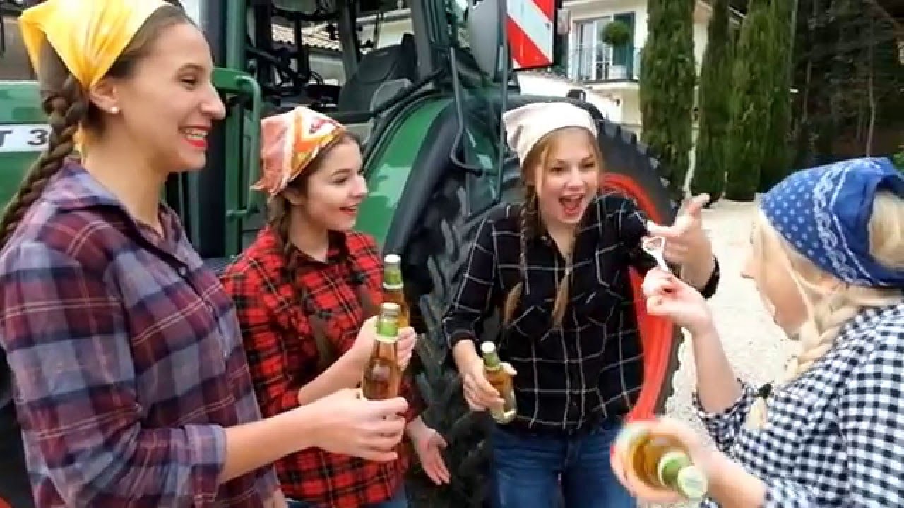Maturavideo 8M - Borg Götzis - 2015/16