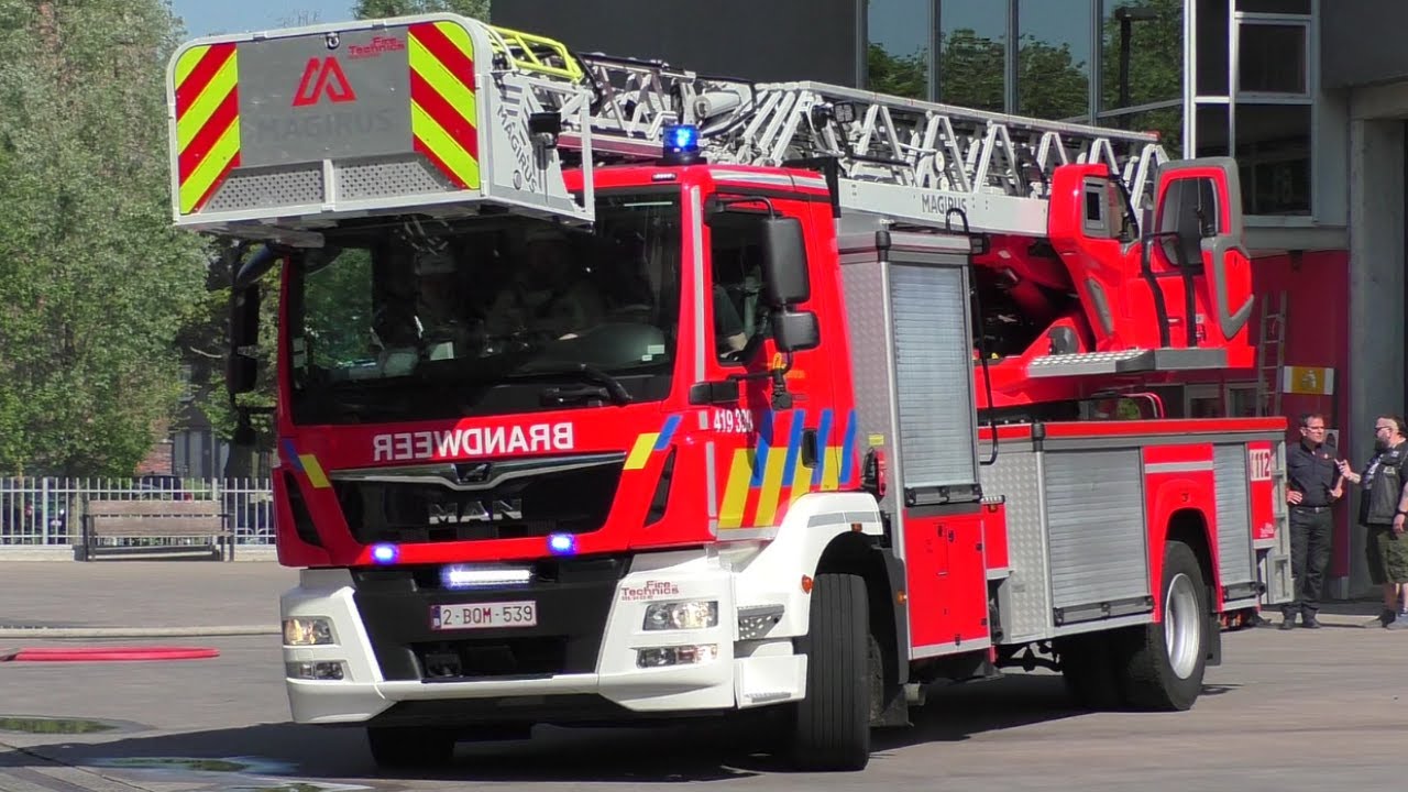 [Kazerne alarm] Opendeurdag Brandweer Gent 2023: Vele Brandweervoertuigen met spoed bij opendeurdag!