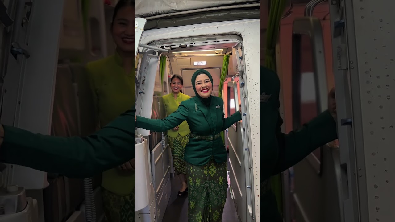 pramugari/a pesawat Citilink Indonesia #videosshorts #flightattendant #spontanyt