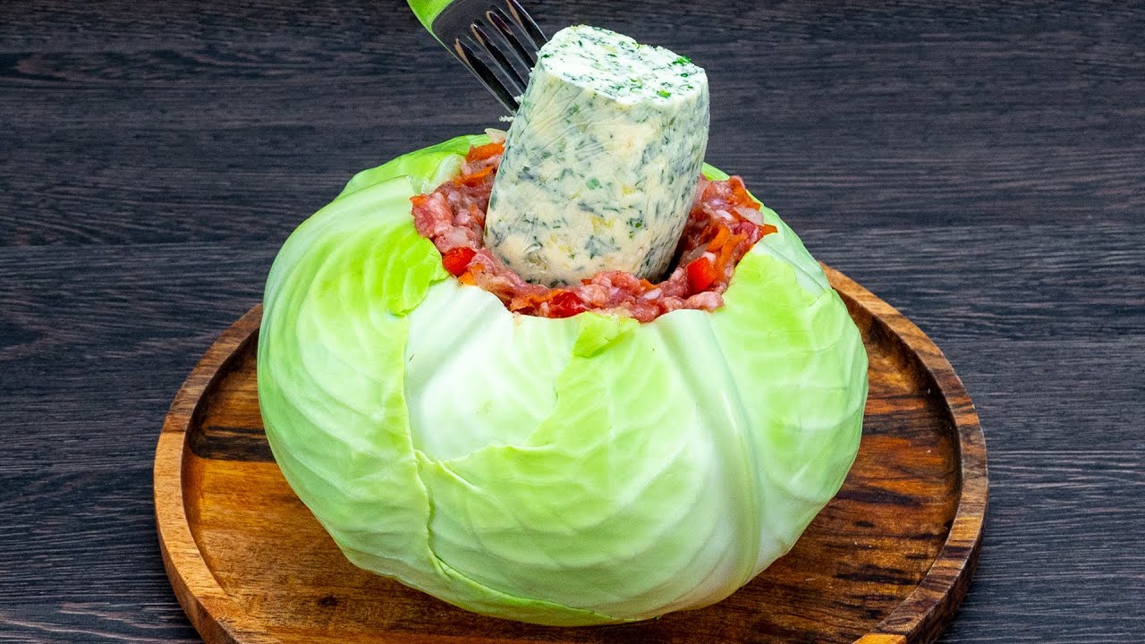 ¡Cena de lujo al horno! - Relleno el repollo con carne picada y mantequilla