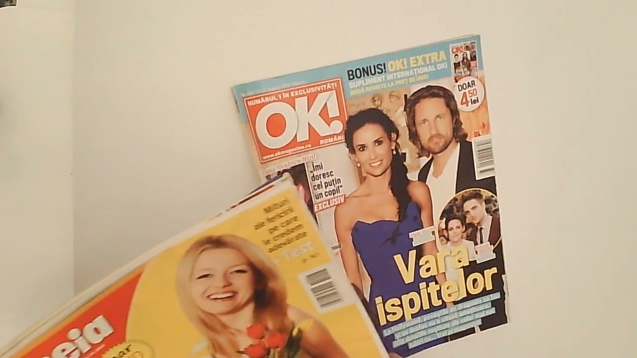 📖 1 hour of relaxing ASMR magazine page turning | No talking | No BGM