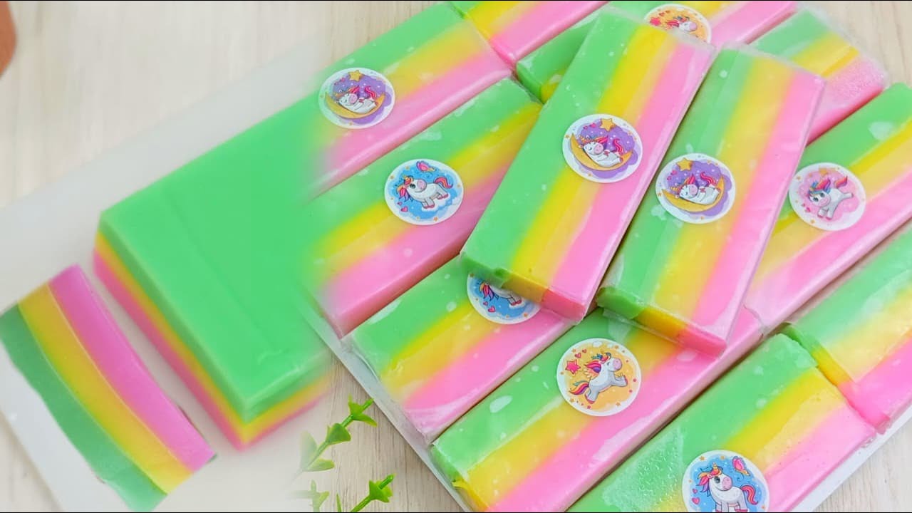 VIRAL PARAH‼️MEMANG ADAKAH YANG TIDAK KENAL JAJANAN JADUL ES GABUS INI? BUKAN SPOONS LHO YA GAES🤣