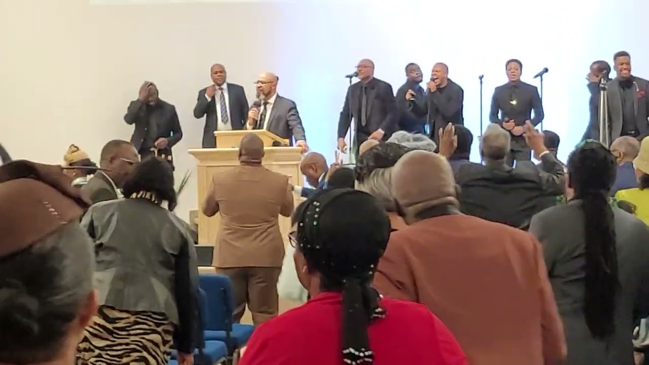 Uncut Men Worship and Tarrying 🔥🔥- Look what Jesus Did When He Wash Me - Apostolic Men's Fellowship