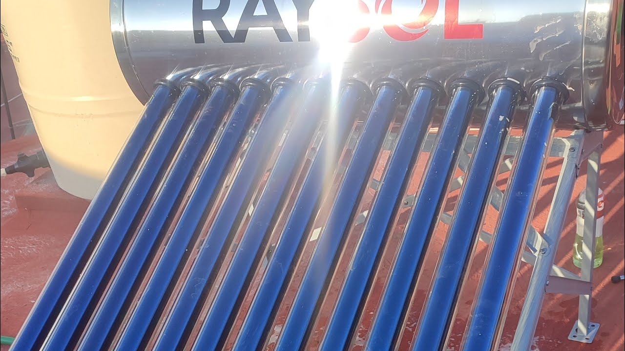 Cómo se instala un calentador solar #plomeria #mexico #fontaneria #calentadorsolar #raysol