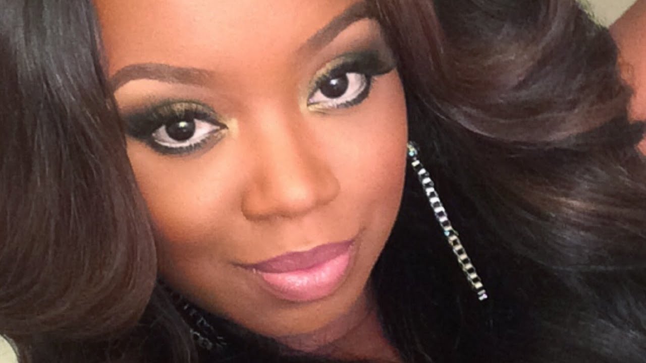 Easy Olive Smokey Eye : LA Colors
