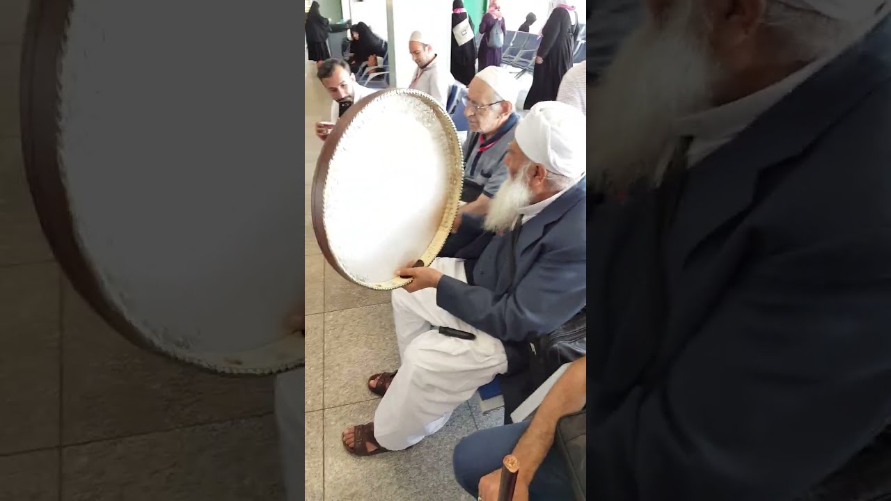 Erbane ile Kürtçe İlahi Umre Dönüşü Medine Havaalanı