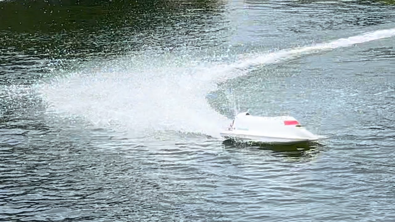Электромотор YPC Fast Electric rc Outboard — тестирование угла изгиба вала 60 градусов.