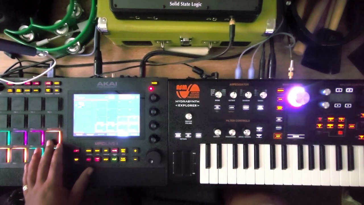 MIHM 001 | Working On A Trap Type Beat