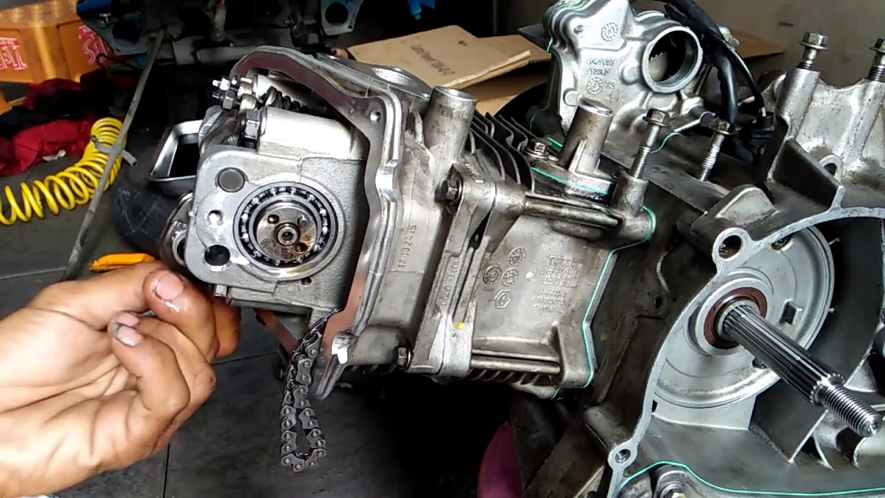 pasang piston vespa matic
