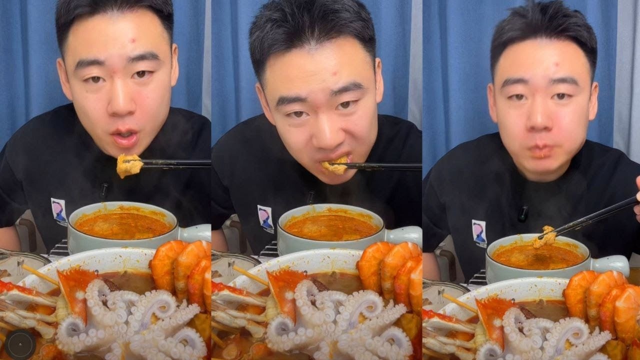 ASMR MUKBANG CRISPY FRIED CHICKEN SKEWERS & SPICY DIPPING SAUCE GIANT CHICKEN BALLS EATING SHOW