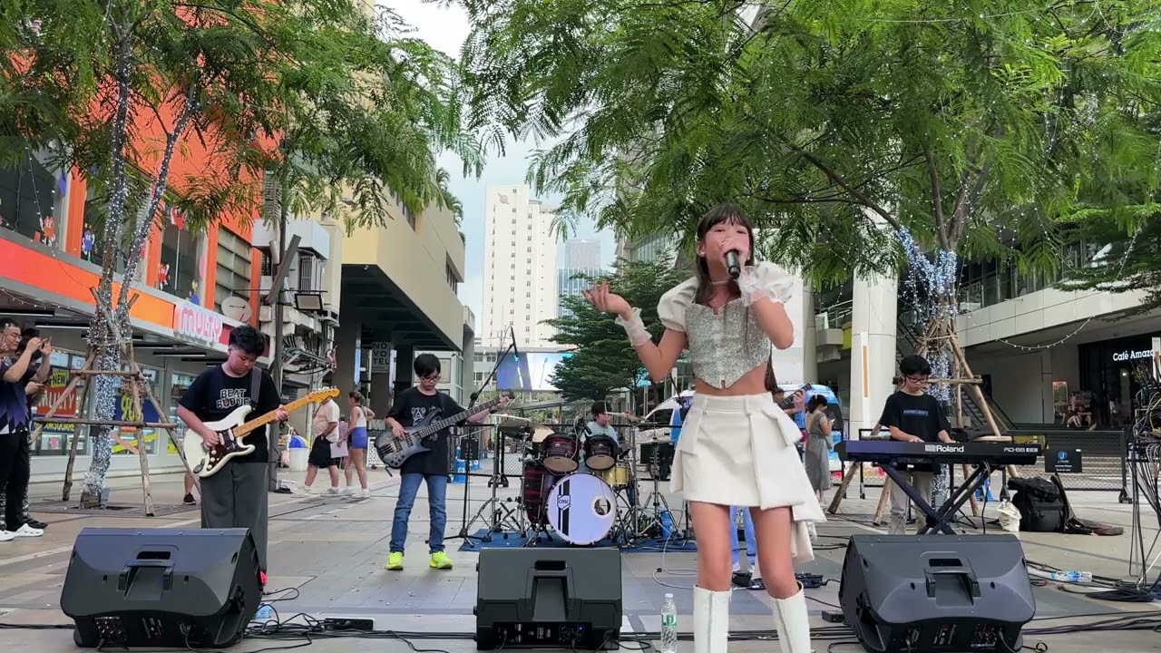 Can't Take My Eye Off You  - Frankie Valli@Siam Square Soi 5 :8 Feb 2026