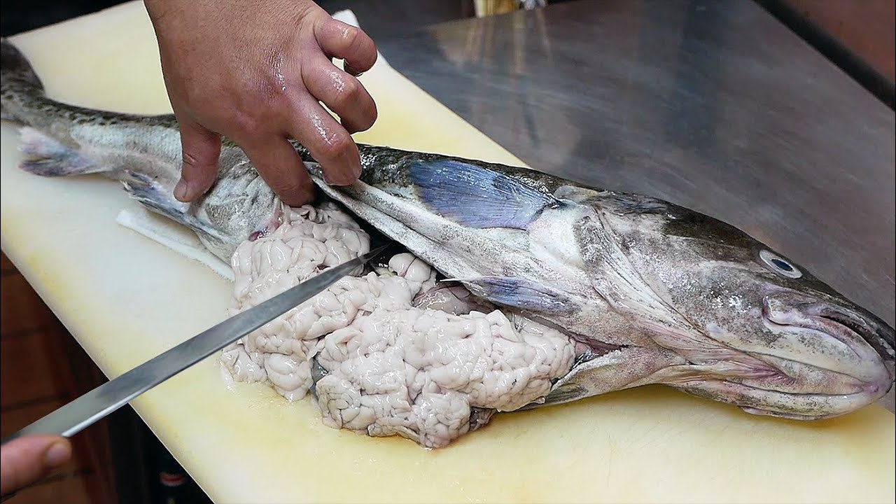 Японская уличная еда - треска рыба сперма морепродукты Япония