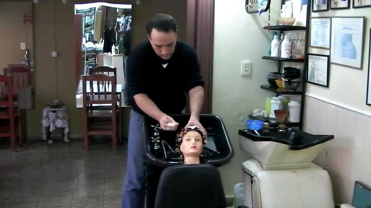 How to Neutralize Hair After Home Hair Perms - Neutralización de la Permanente