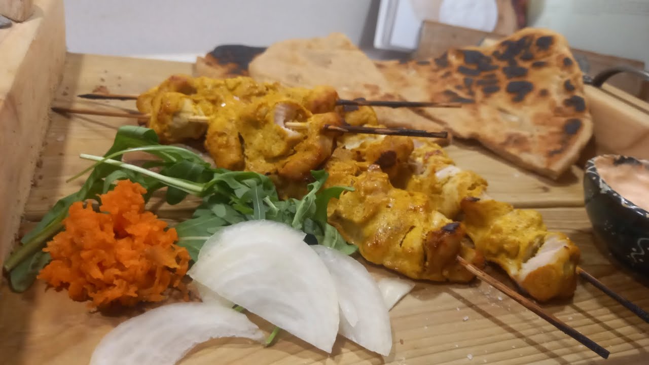 Давайте приготовим... куриный кебаб и лепешку от Hassop Station 🥙