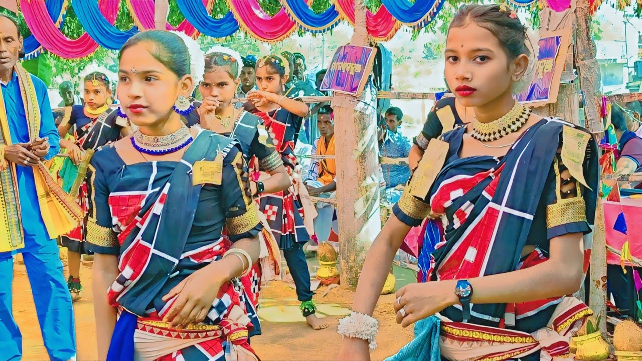 Kharsel Gaon Ledis Kirtan 🌿💕- Chi Chi Re Nani Sambhalpuri - Nam Sor / Jabardast Dance Video !!