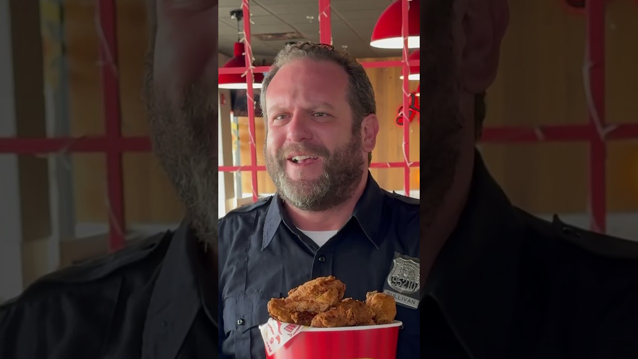 When the chicken is halal and delicious #chicken #eid #chicago #holybuckets