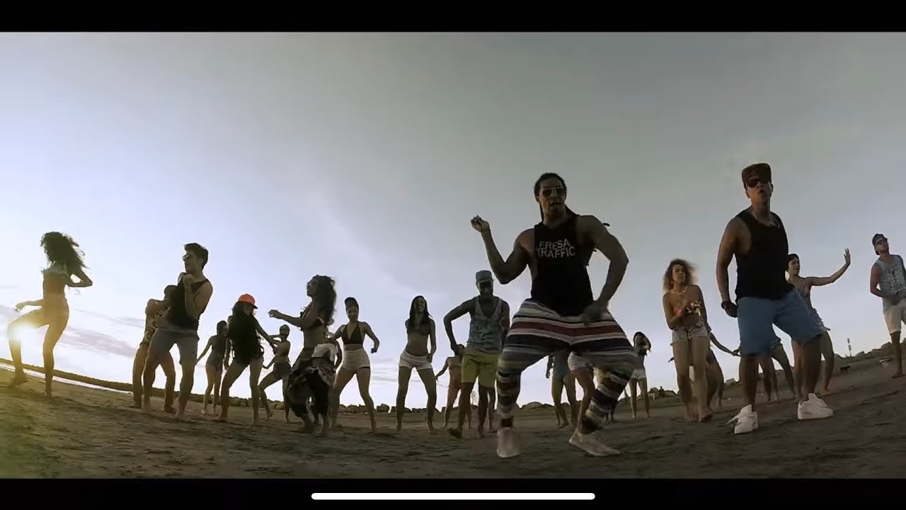 El Bololó (Video Oficial) [Homenaje  a Etat Major]
