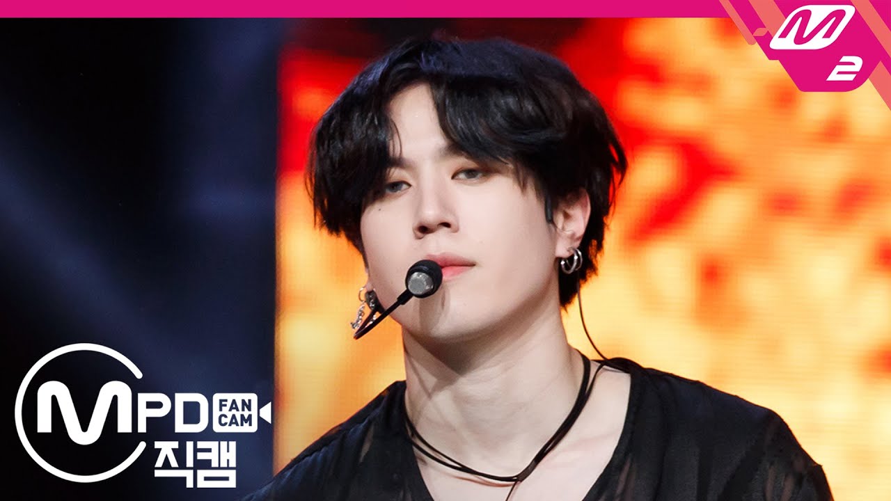 [MPD직캠] 갓세븐 유겸 직캠 4K ‘AURA’ (GOT7 YUGYEOM FanCam) | @MCOUNTDOWN_2020.4.23