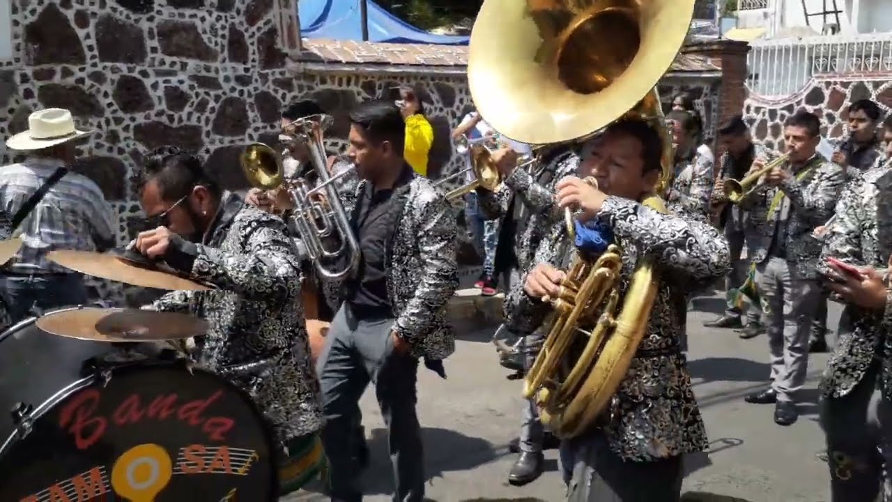 Banda La Famosa - Reyes Españoles/Elvira/La Viejita Rompemadres - En Santiago Acahualtepec 2022