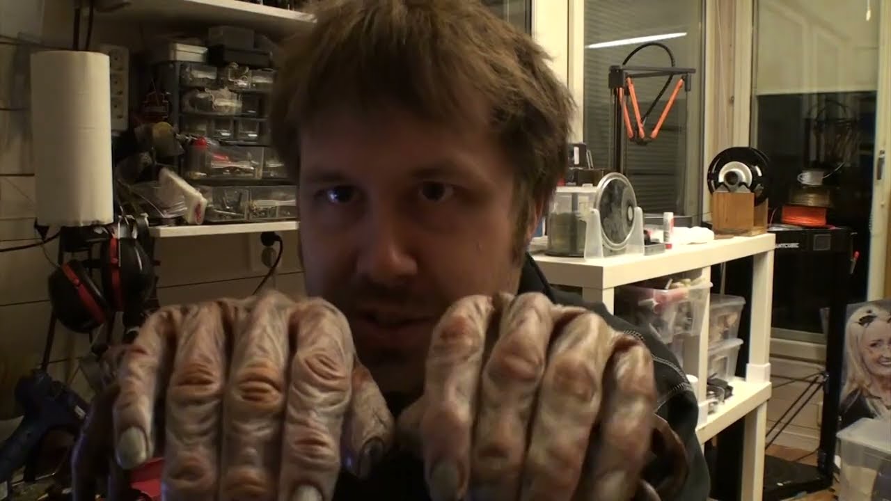 how to make troll hands