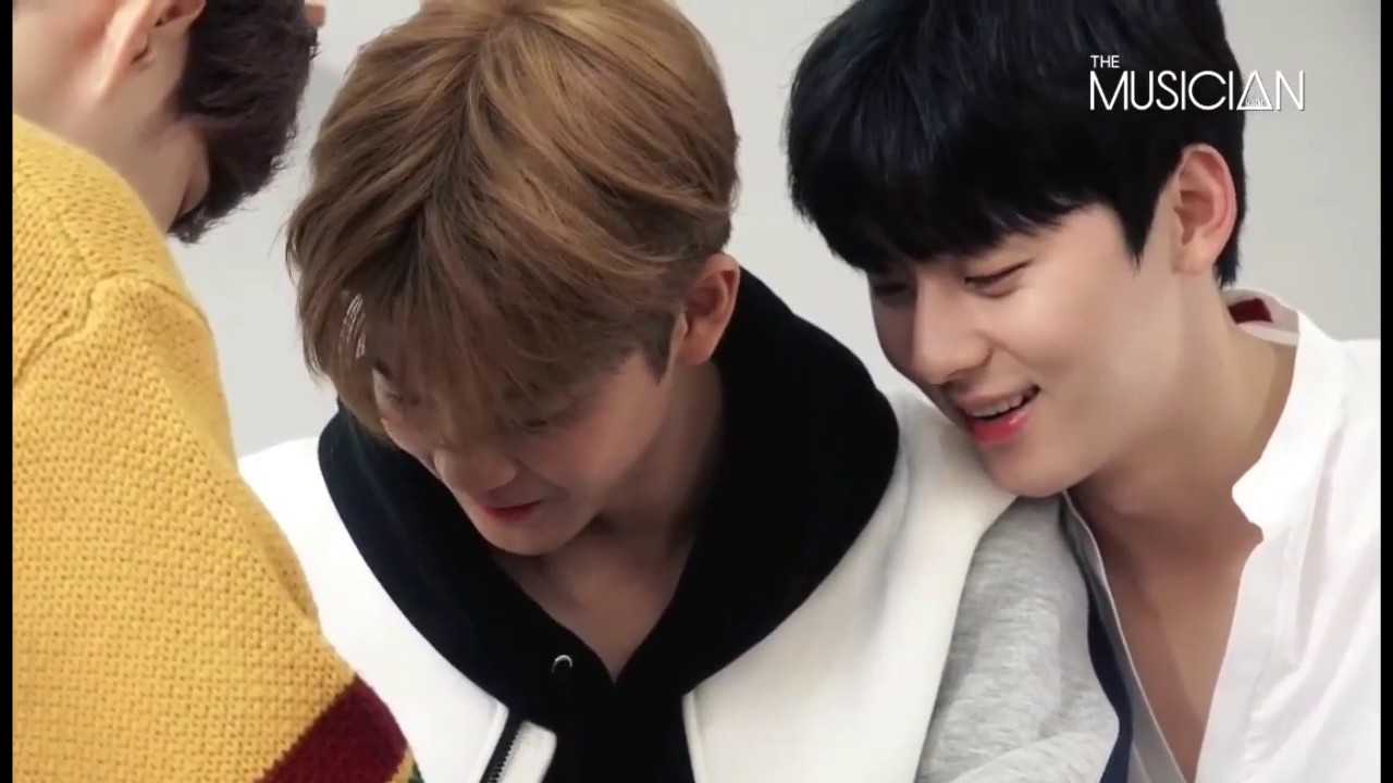 Minhyun x jinyoung moment cut #Hwangdeep