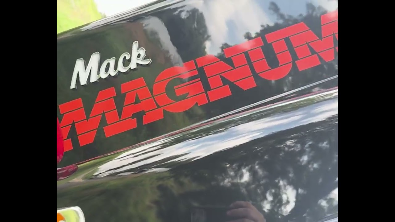1985 Mack RW - Super-Liner II Magnum - Truck of the Month - August 2024