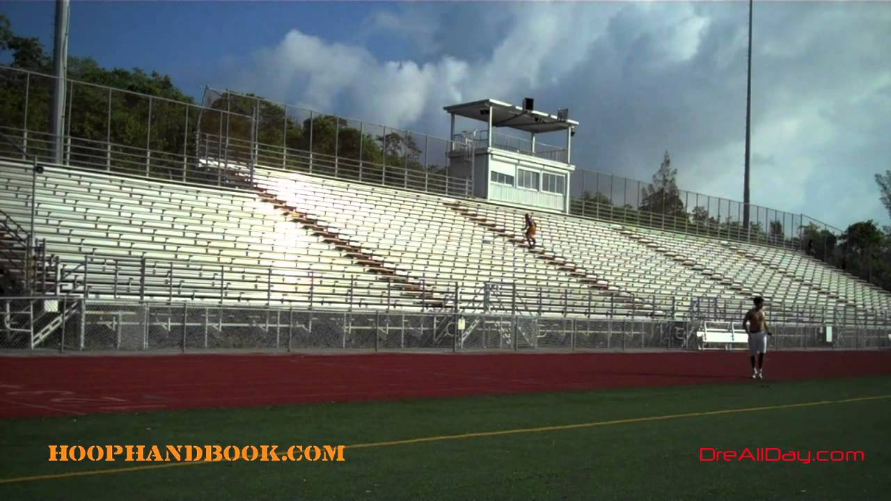 Full Stadium Stair Conditioning Run | Dre Baldwin