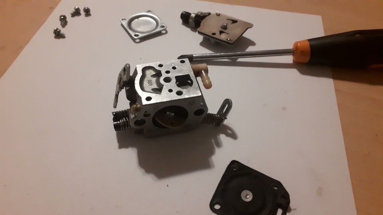 Sistemazione e pulizia carburatore motosega
