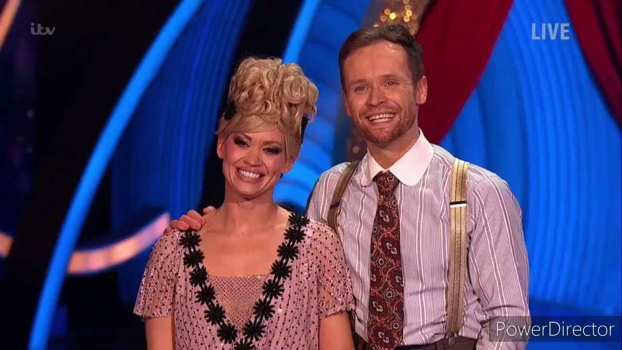 Kimberly Wyatt and Mark Hanretty skating in Dancing on Ice (Musicals Week) (20/2/22)