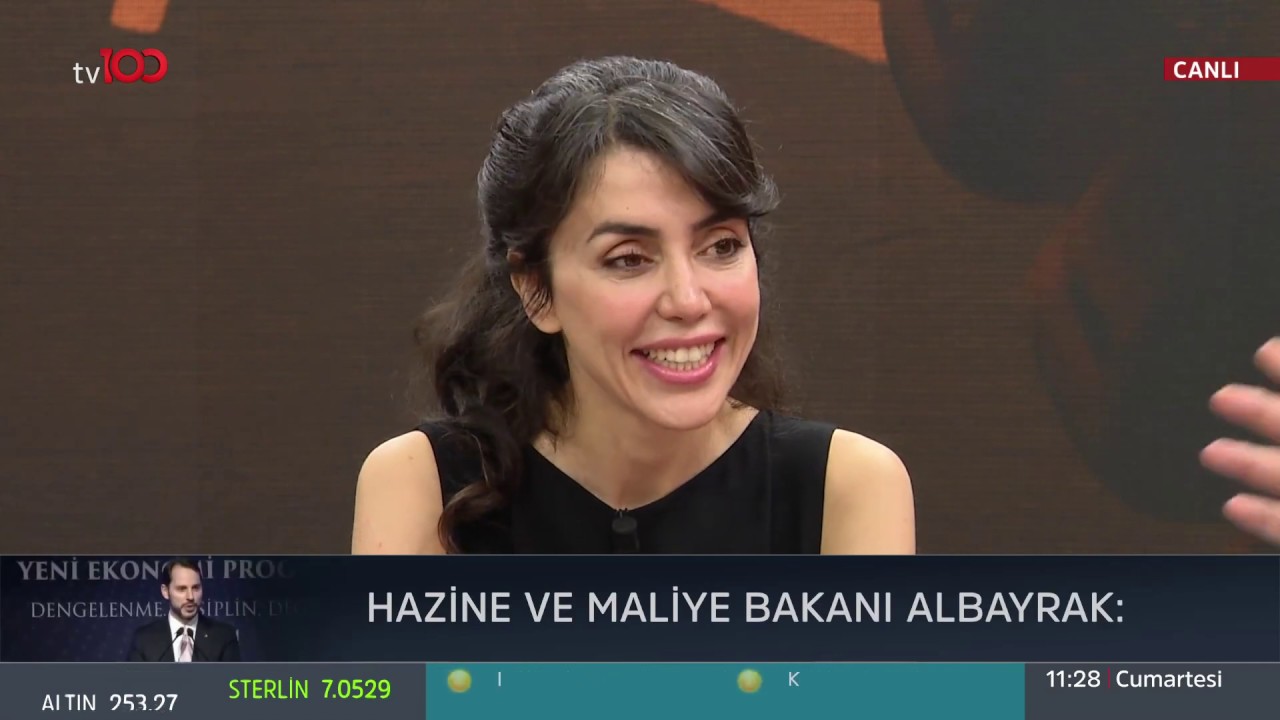 Azra Kohen: Ünlü bir yazar Fi kitabımı karalama kampanyası başlattı