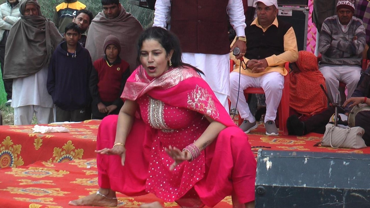 पतली कमर के लाजवाब लटके झटके | #superhitdancevideo #viralvideo #dance #haryanvidance #dhlive