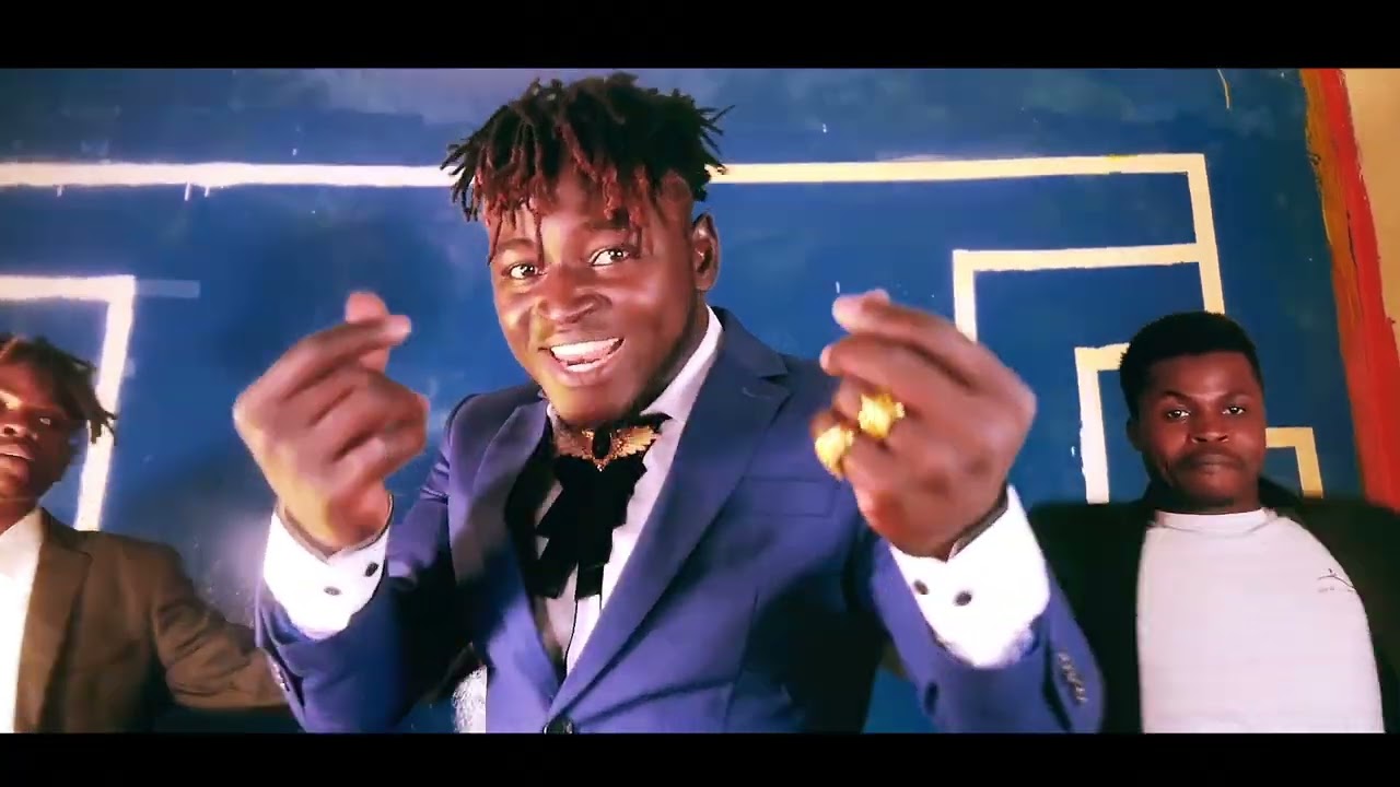 ONE JST GALERE OFFICIEL CLIP