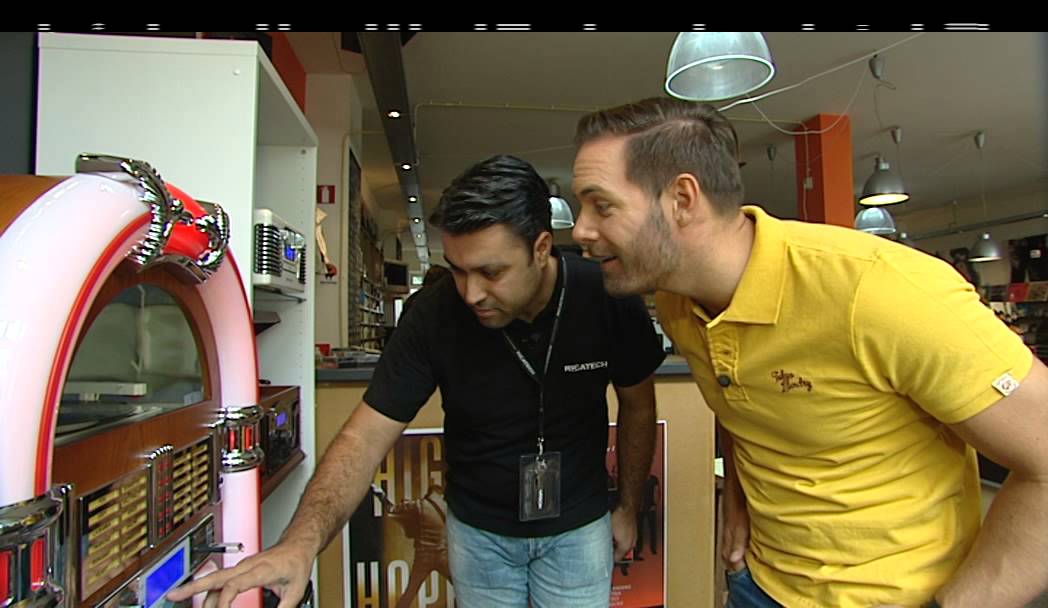Ricatech recordplayers and jukeboxes in RTL4 LifeStyleXperience tv program
