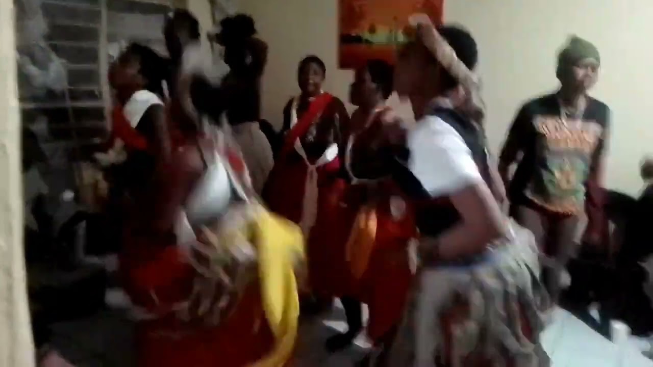 injelele traditional dance #izangoma #nhlonipha idlozi
