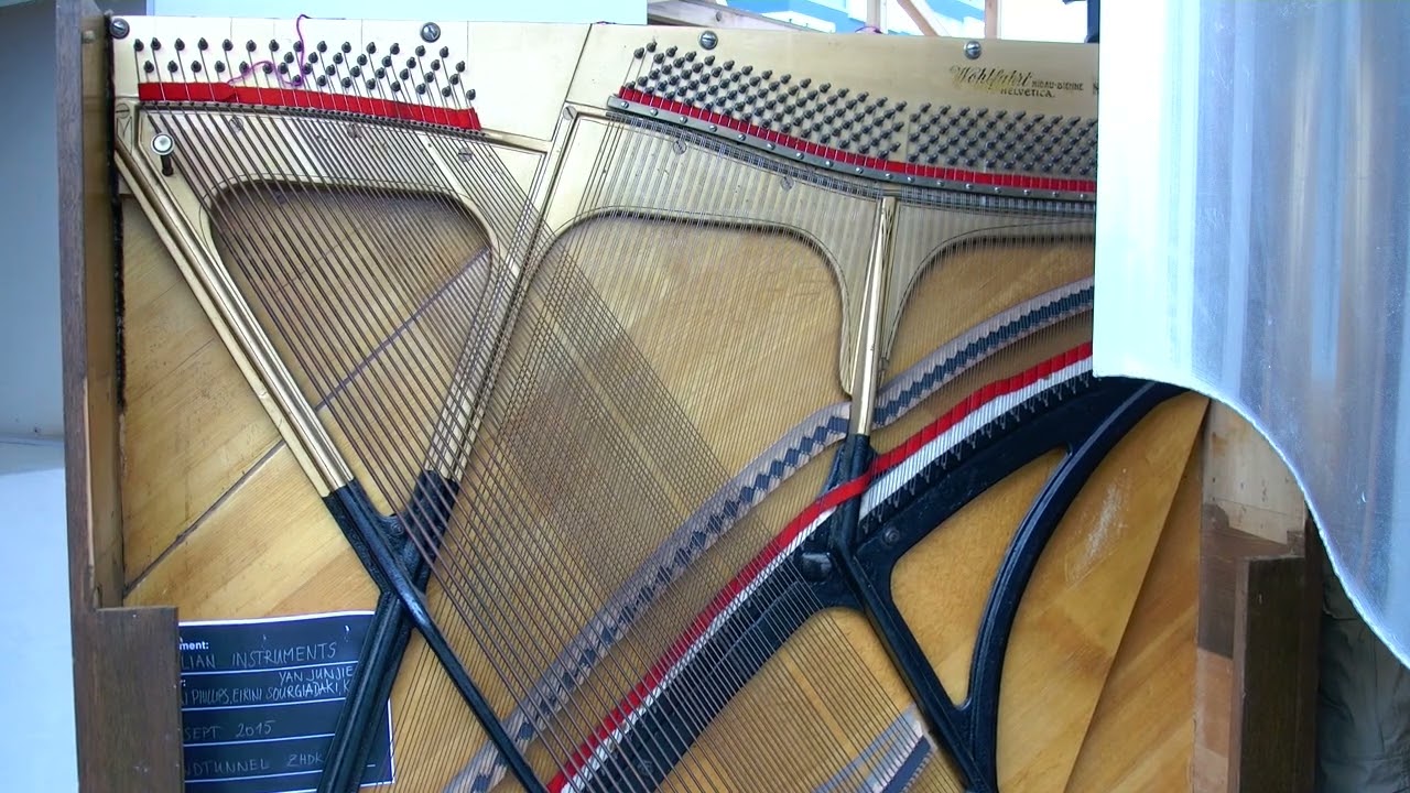 KK 151006 Piano wind Last cut . The piano as a windharp