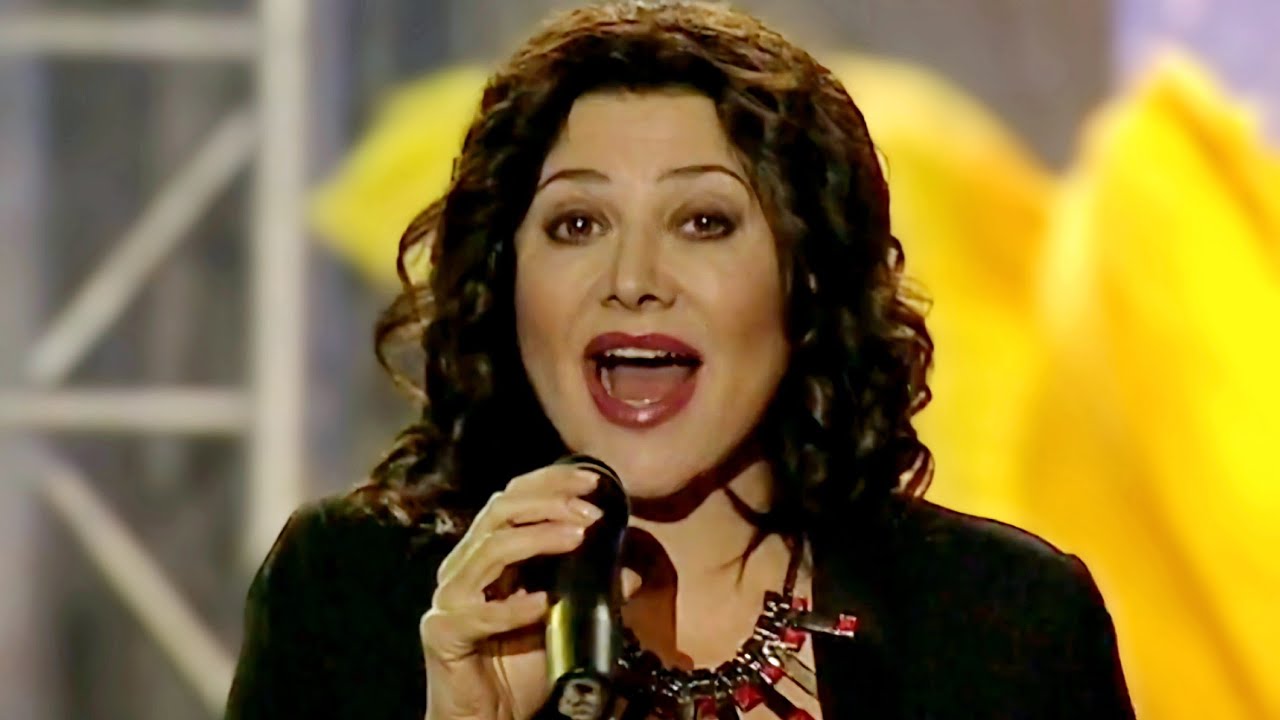 Ilona Csáková - La Isla Bonita