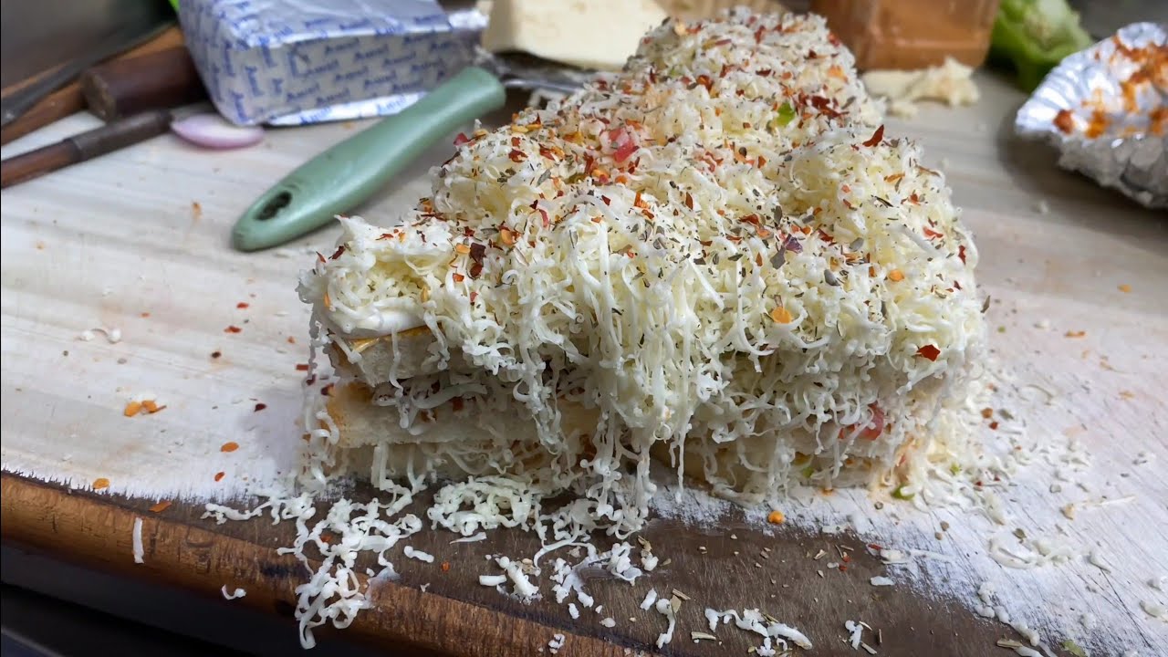 LOADED CHEESE SANDWICH || FULL OF CHEESE || INDIAN STREET FOOD || @ RS. 250/-