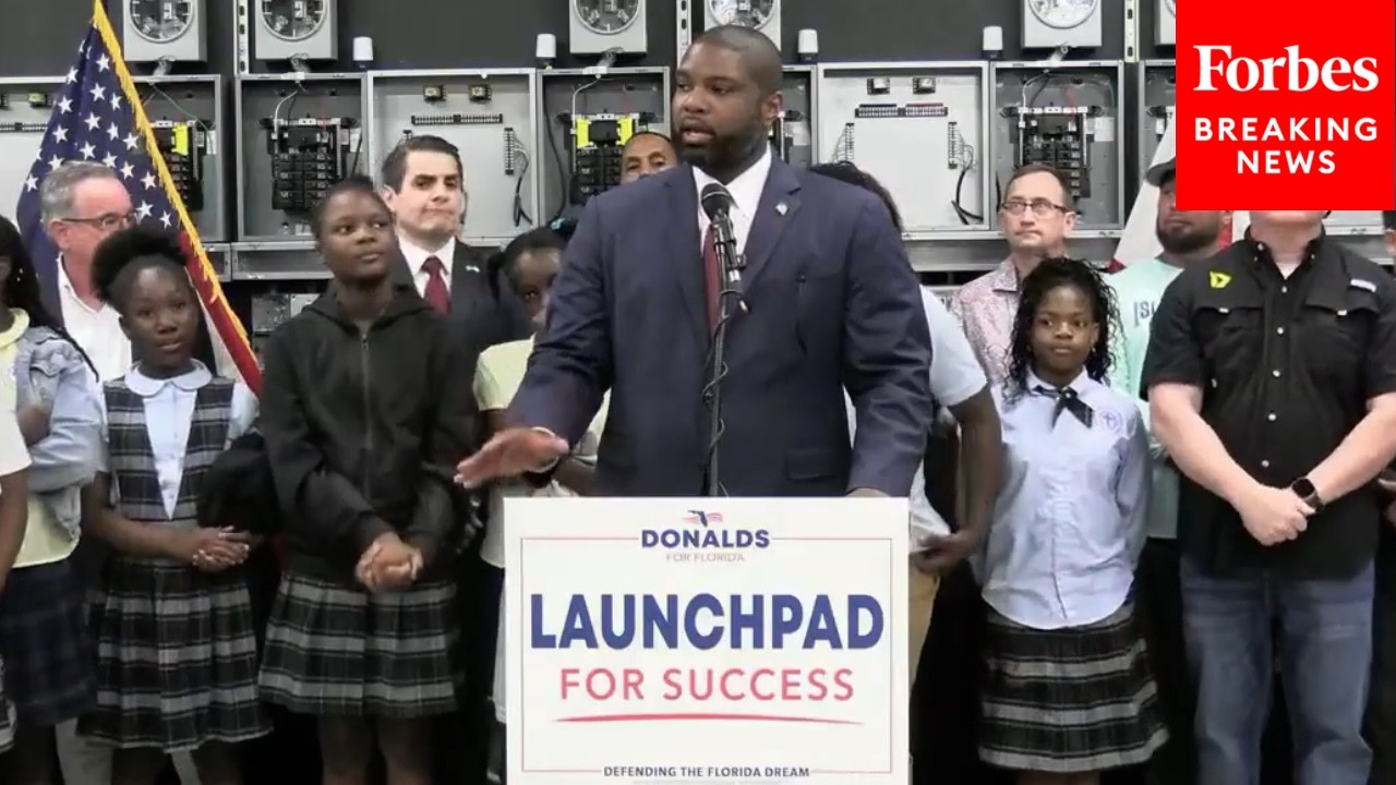 ПОЛНЫЙ ПРОСМОТР: Байрон Дональдс проводит мероприятие в рамках своей предвыборной кампании на пос...