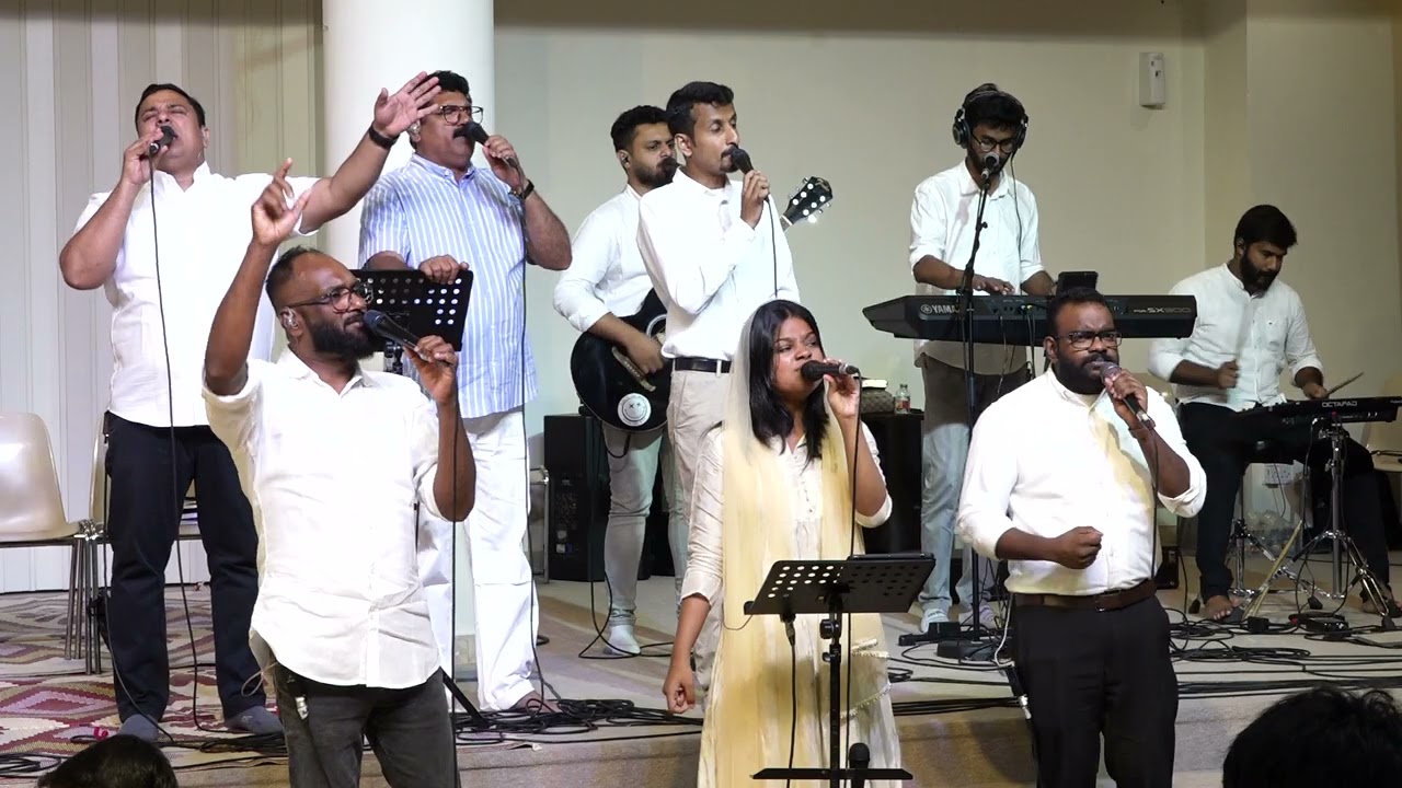 വയ്ക്കുക നിൻഭാരമവൻ പാദത്തിൽ Vaikkuga Nin Bharam Avan Paathathil * ലോകം നിന്നിലുള്ള വെള്ളി * Lyrics