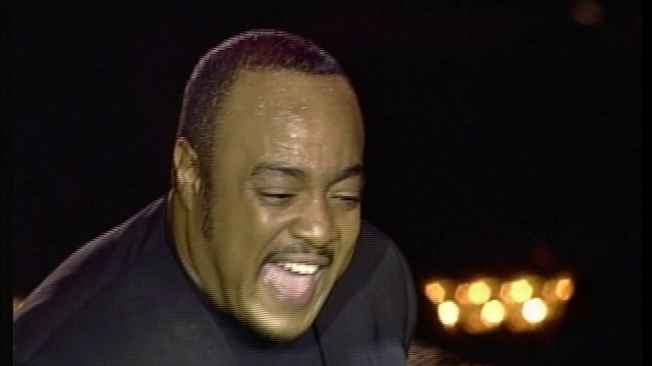 Peabo Bryson 