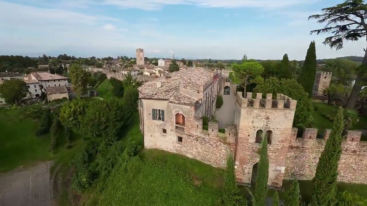 Castellaro Lagusello - Monzambano - Italia