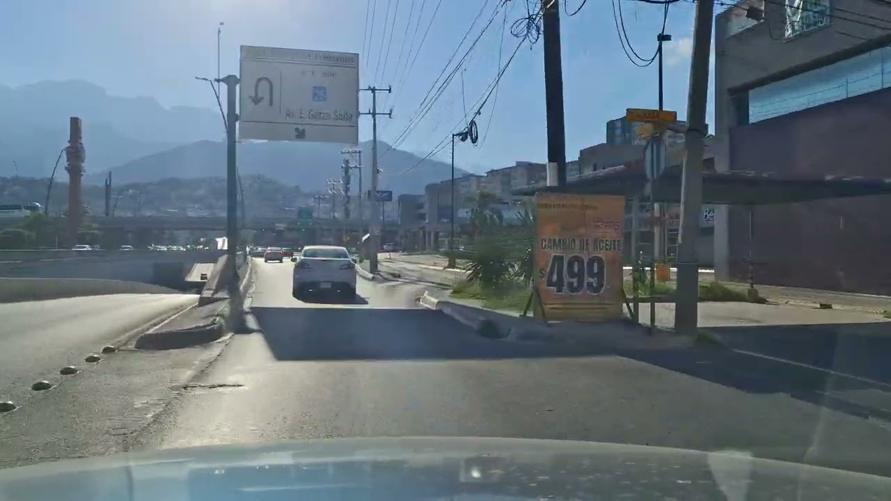 Recorriendo Monterrey NL: Junco de la vega-Alfonzo Reyes -Garza Sada.