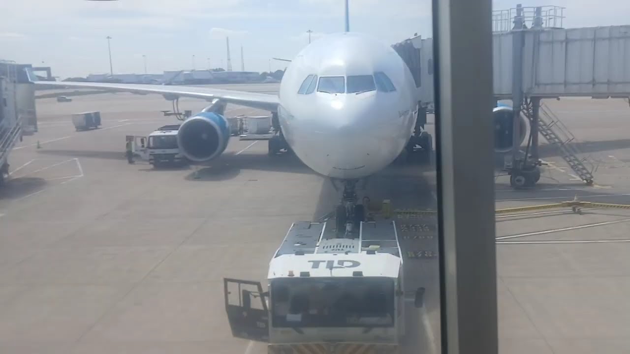 Planes at Manchester Airport
