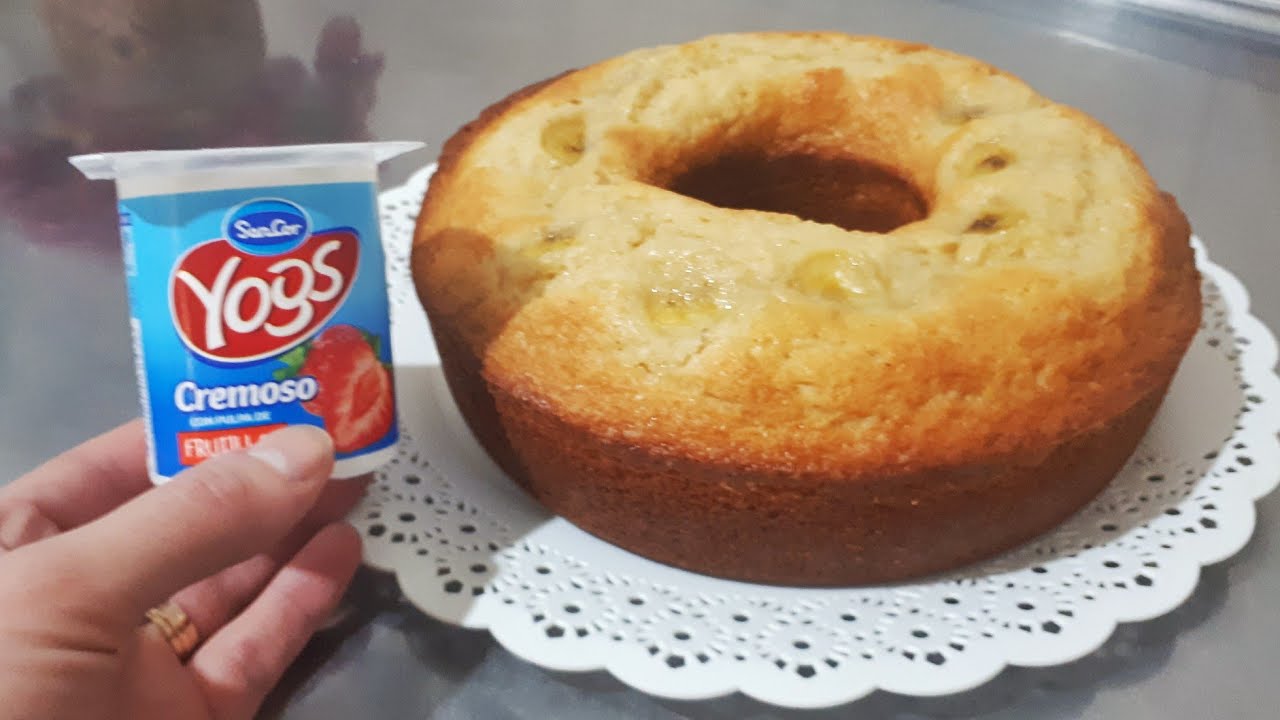 Hago el famoso bizcochuelo todo con 1 pote de yogurt. Resultado sorprendente