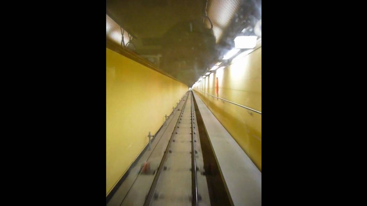 Via Balbi - Corso Dogali Elevator in Genova