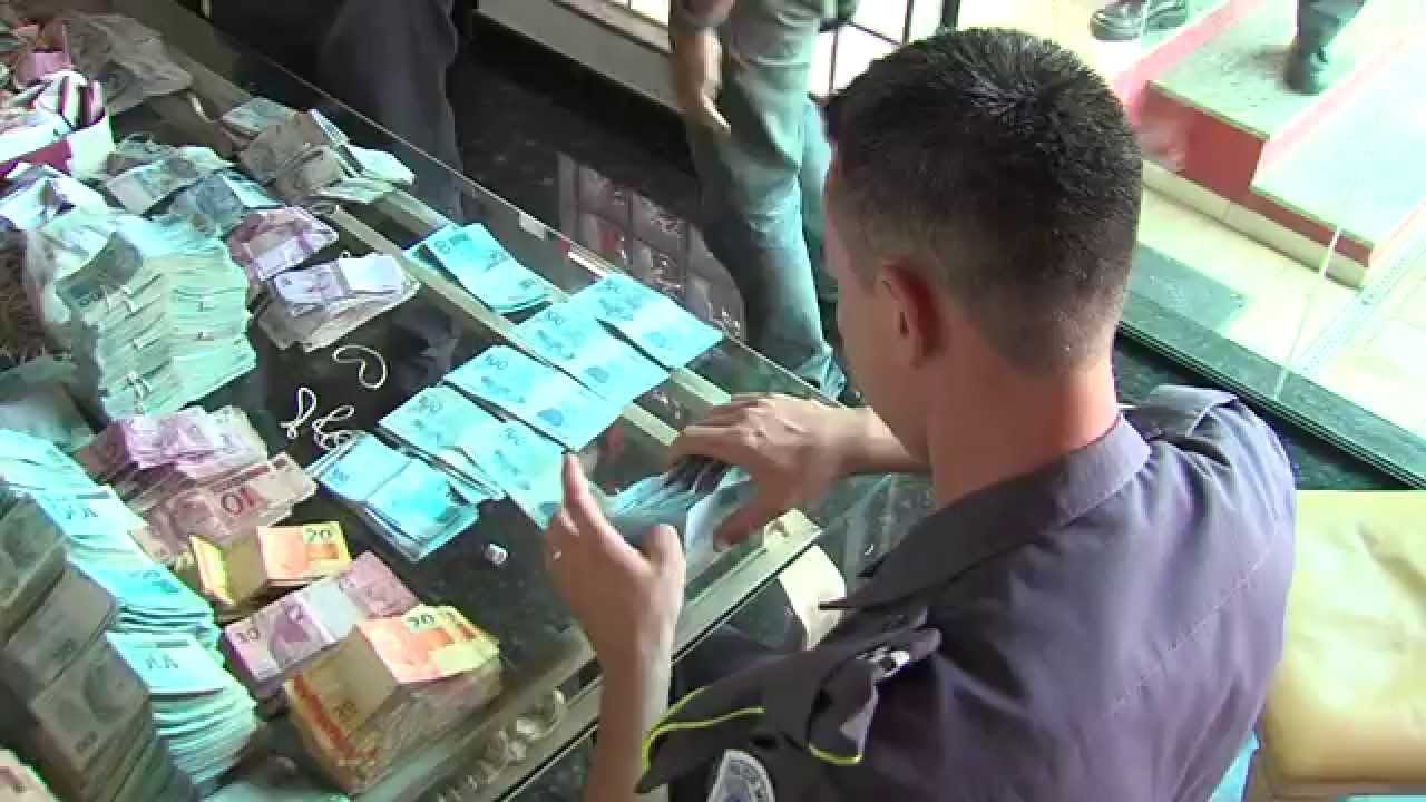 Polícia apreende um milhão e meio de reais em Mogi Guaçu
