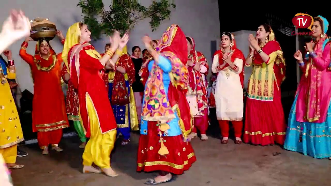 ਗਿੱਧਾ ਪਾਉਂਦੀਆਂ ਮਜਾਜਾ ਵਾਲਿਆ ਨੀ | Gidha Bollian | Semi Final | Mrs.Royal Punjaban | Chankata Tv