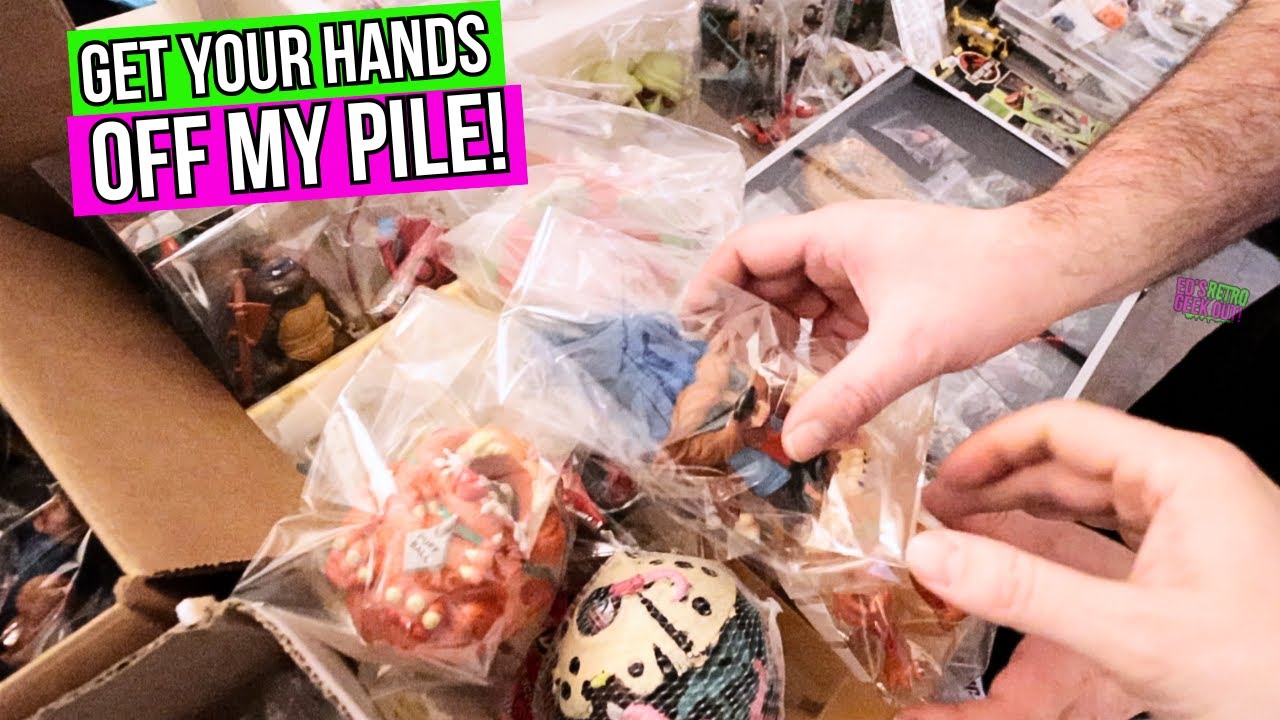 RETRO POP UP STORE! BALLS, BALLS & BALLS!